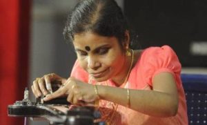 keralanews vaikkom vijayalakshmi sets world record