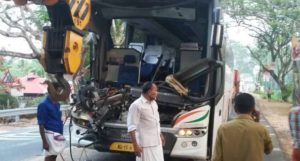 keralanews bus accident attingal