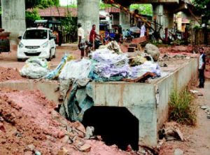 keralanews pappiniossery railway gate closed for 20 days