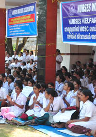 keralanews nursing students will be brought down to face the nurses strike