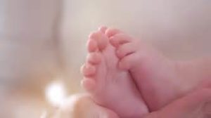 keralanews newborn baby died in delhi with out getting oxygen