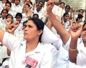 keralanews nurses started an indefinite strike in a private hospital in cherthala