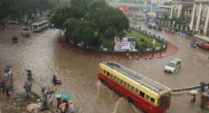 keralanews heavy rain restriction for night journey in four districts