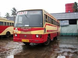 keralanews stoning against ksrtc bus driver injured