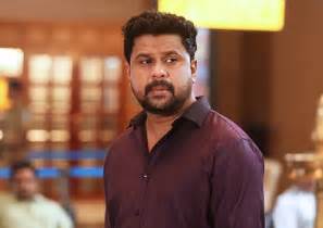 keralanews actress attack case dileep visted the court and examined the documents