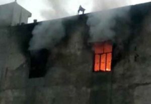 keralanews fire broke out in a plastic factory in delhi 17 died