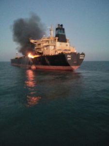 keralanews fire broke out in an oil tanker in gujarath coast