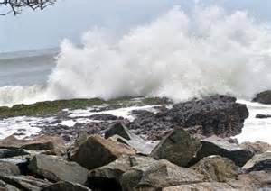 keralanews warning that there is a possibility of huge waves in kerala coast 2