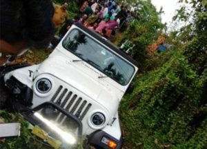 keralanews two injured when the car in which actor mamukkoya and the gang traveled hits the bike