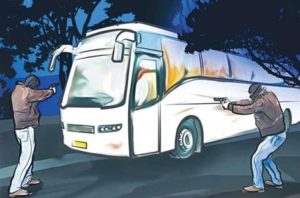 keralanews attempt to kidnap private tourist bus coming from bengalooru to kannur