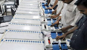 keralanews counting in karnataka started first counting postal votes congress is leading