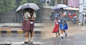 keralanews heavy rain leave for schools in idukki district and pathanamthitta and ranni thaluk