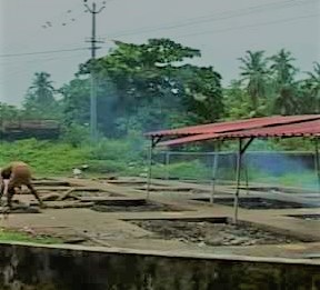 keralanews inconvenience in the payyambalam grave yard the protesters rushed in to the corporation meeting