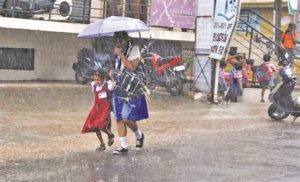 keralanews heavy rain in the state leave for schools in five districts