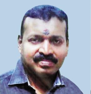 keralanews police officer died in an accident in night patrolling