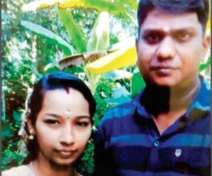 keralanews suicide of couples suicide note found and chenganasseri s i transfered