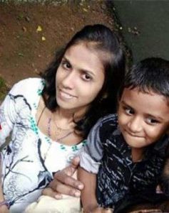 keralanews big twist in the incident of lady and child kidnapped in kasarkode police said that it was not a kidnaping the lady run away with her boy friend