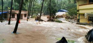 keralanews flood ten lakh rupees for those who lost their houses