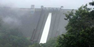 keralanews water level not decreasing trial run in idukki dam will continue