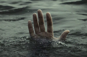 keralanews b s n l employee drowned in kannur anakkulam