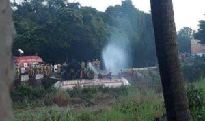 keralanews tanker lorry accident in malappuram and gas leaked people are shifted from there