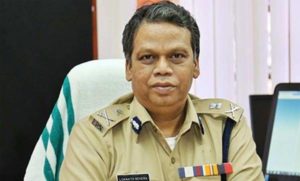 keralanews d g p ordered to arrest the protesters who blocked ladies in sabarimala