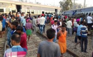 keralanews five dead after train derails in raebareli u p