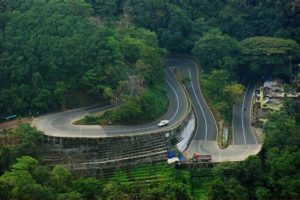 keralanews accident in waynad churam and traffic interrupted