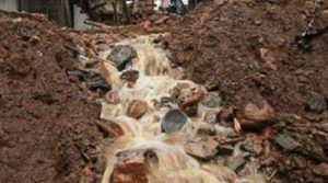 keralanews landslide in idukki vattavada due to heavy rain two families were isolated