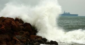 keralanews fethai hurricane getting strong in andra coast