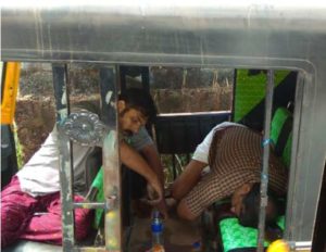 keralanews two- found dead inside an autorikshaw in manjeri