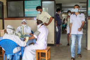 keralanews the strike of temporary workers in kozhikkode medical college in nipah season settled