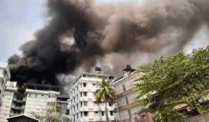 keralanews massive fire break out at footwear godown in kochi