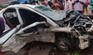 keralanews five died when car lost control and hit the wall