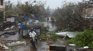 keralanews foni cyclone entered to west bengal death toll in odisha raises to eight