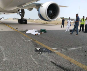 keralanews malayalee youth died in kuwait when he trapped under aircraft tyre