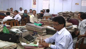 keralanews more than 5000 government employees are retiring in the state today