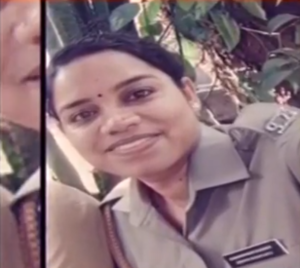 keralanews lady police officer burnt to death at mavelikkara