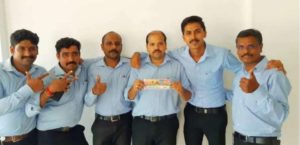 keralanews thiruvonam bumper draw first prize for a ticket taken by six employees of karunagappally chunkath jewelery