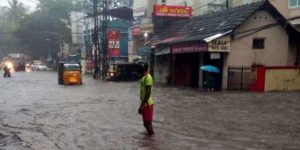 keralanews heavy rain continues in south and central kerala water on railway track in ernakulam rain also affected polling