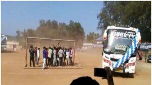 keralanews dengerous stunt performance with tourist bus in kollam school ground motor vehicle department registered case