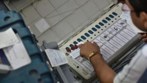 keralanews counting begins in jharkhand neck to neck fight between bjp and jmm