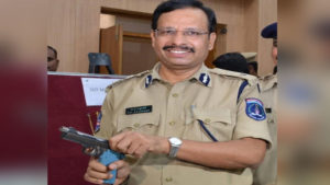 keralanews during the investigation the accused grabbed their guns and we were forced to shoot commissioner give explanation in hyderabad encounter