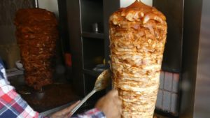 keralanews 650kg of stale chicken brought to make shawarma seized from kozhikode railway station