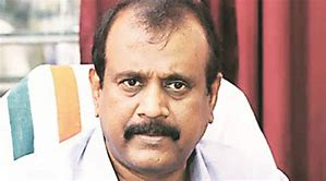 keralanews case filed against t p senkumar for threatening journalist