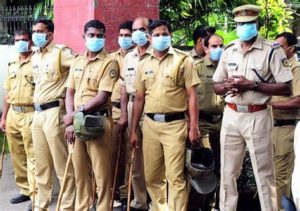 keralanews covid identified two police officers in mananthavadi station and 24 police officers in quarentine