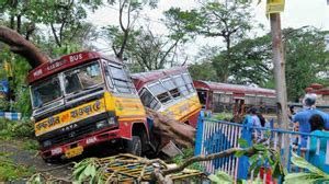 keralanews cyclone amphan 72 death in bengal 20000 houses damaged