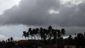 keralanews rain getting strong in kerala chance for low pressure in bengal sea tomorrow