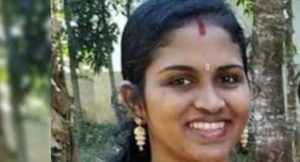 keralanews woman died who tried to commit suicide after giving poison to her children