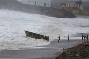 keralanews cyclone burevi hits sri lankan coast reach kerala tomorrow high alert issued